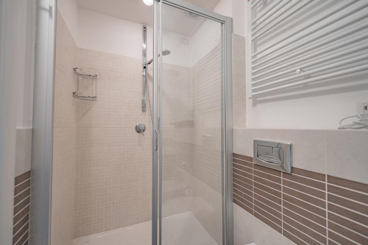 Appartamento Incantevole Con Piscina 瓦莱克罗夏 外观 照片