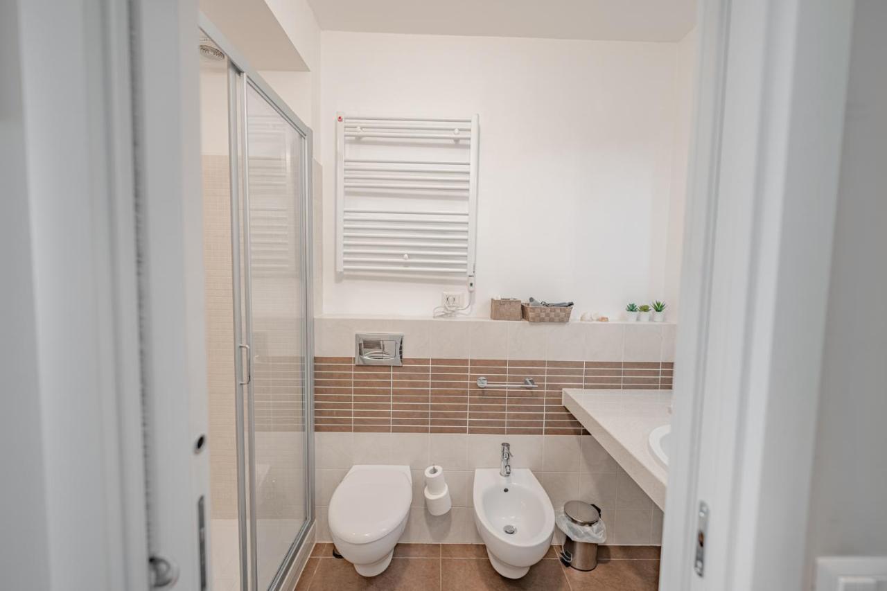Appartamento Incantevole Con Piscina 瓦莱克罗夏 外观 照片